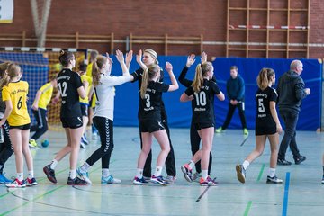Bild 254 - B-Juniorinnen Bramstedter TS - TSV Altenholz : Ergebnis: 17:16